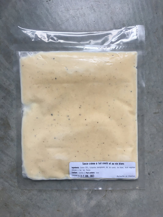 Sauce crème à l'ail confit et au vin blanc